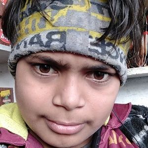 Meet your Posher, Nafees